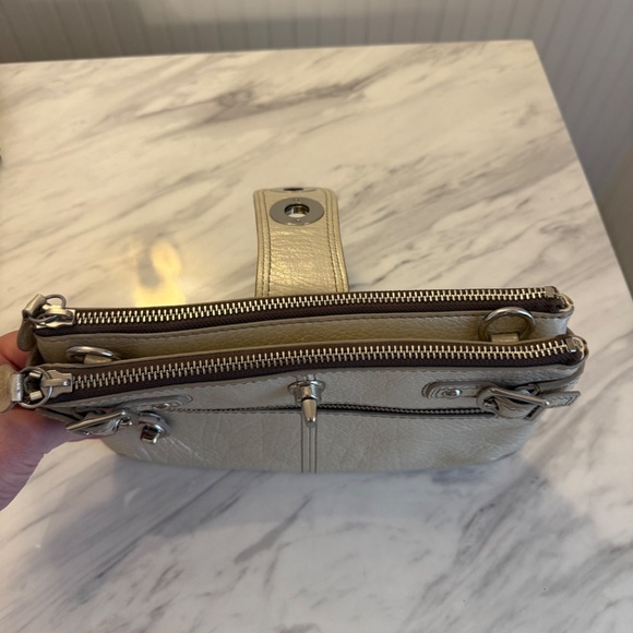 Rare Coach Legacy Leather Bridget Metallic Silver Shoulder Bag - Picture 5 of 13